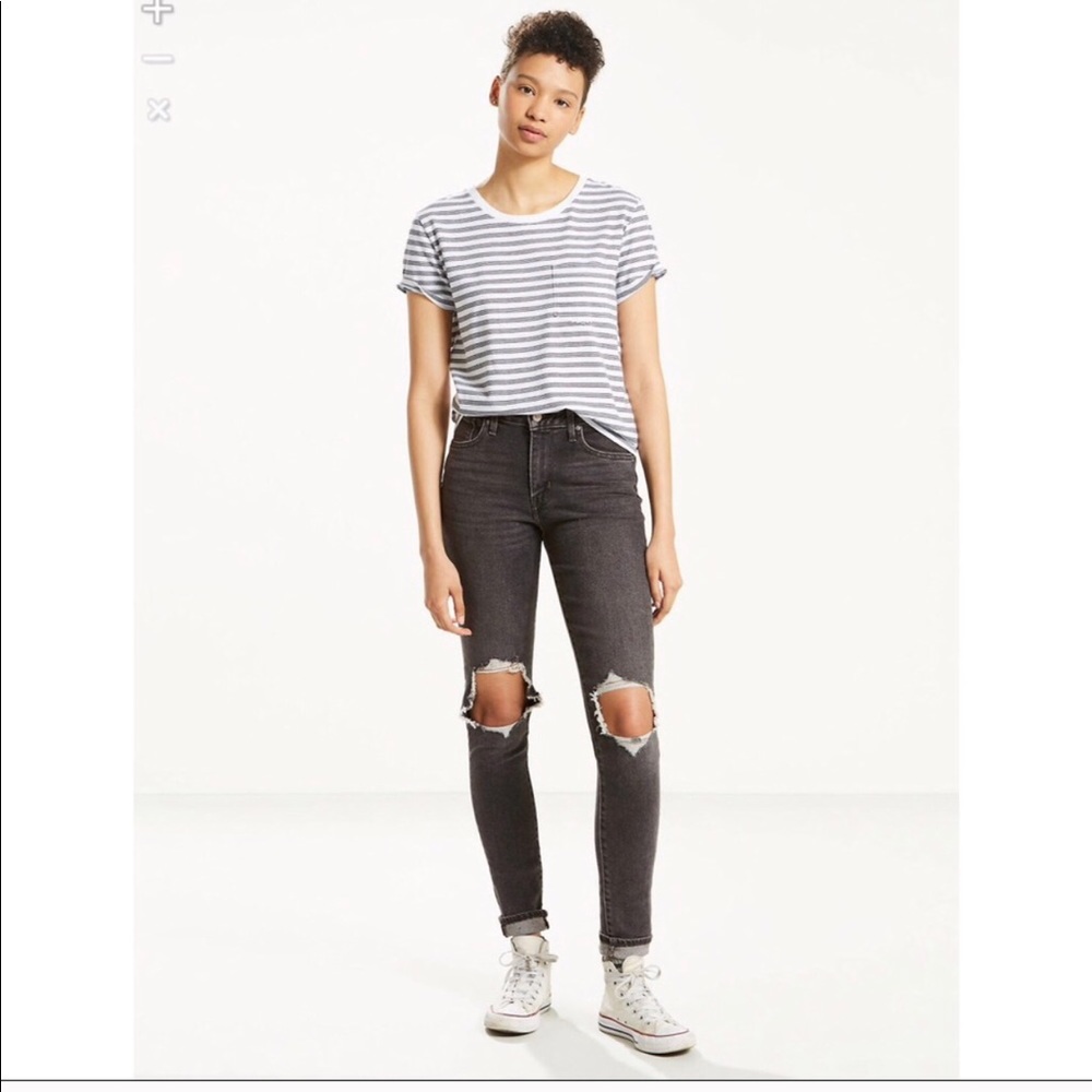 Levi’s 721 Black washed High Rise Skinny Jeans